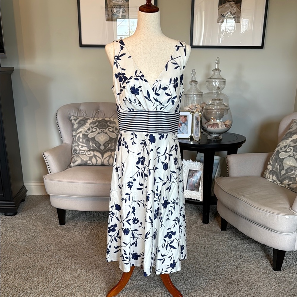 Liz Claiborne Navy and White Midi Dress